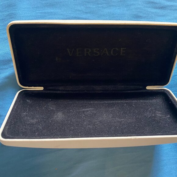 Authentic Versace Hard Clamshell Eyeglasses Case only White Slim 6"x 2.5" x 1" - Picture 4 of 5